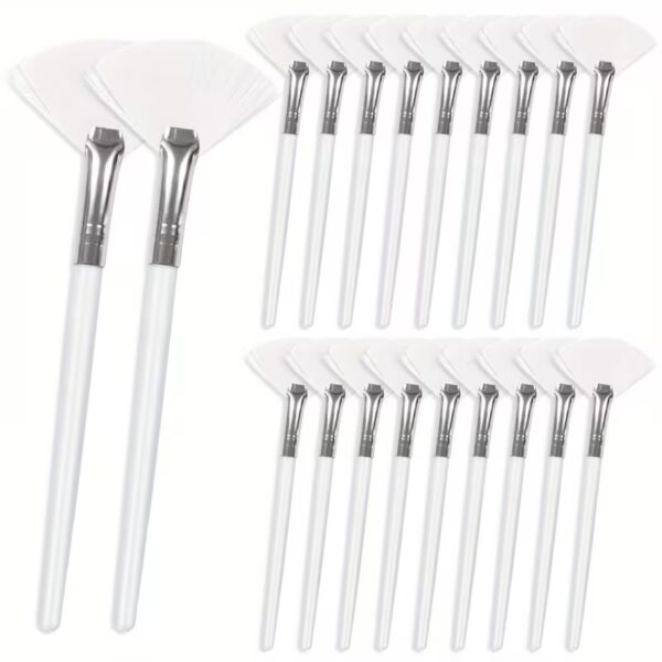 Set of 20 Facial Fan Brushes